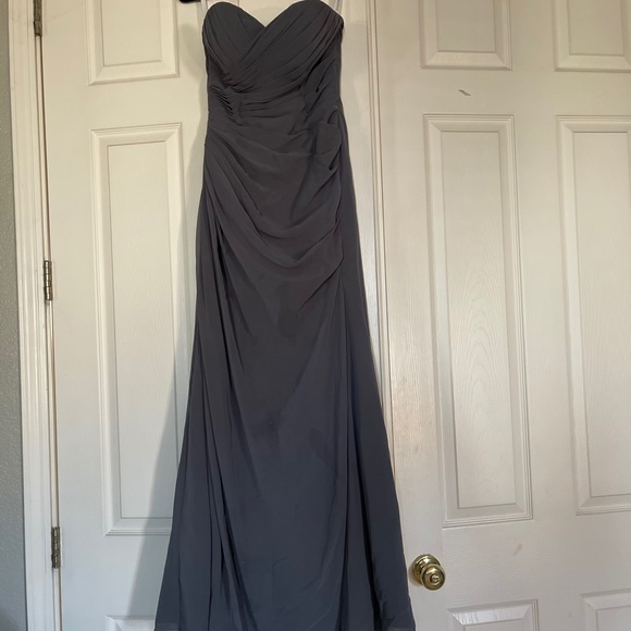 Bridesmaid/Evening Gown - Picture 4 of 7